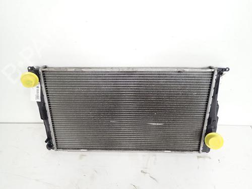 Used Water radiator Water radiator 37764278 37764278