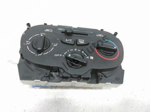 AC Styreenhet / Manøvreringsenhet PEUGEOT 206 Hatchback (2A/C) 1.4 HDi eco 70 (68 hp) 30988731