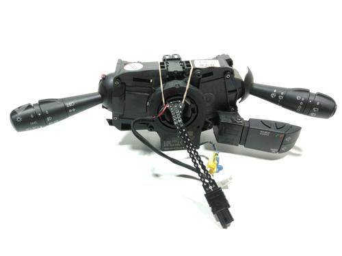 steering-wheel-controls-renault-clio-iv-bh_-2012-2013-2014-2015-2016-2017-2018-2019-2020-2021-28226799 main image