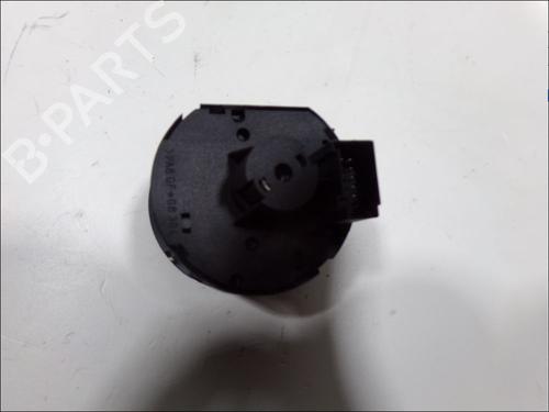 Headlight switch VW PASSAT B6 (3C2) 1.9 TDI | BP37767519I24 - Image 2