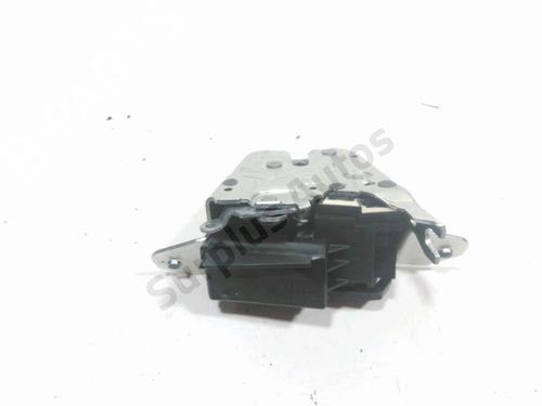 Tailgate lock MERCEDES-BENZ GLA-CLASS (X156) GLA 180 (156.942) | BP28260790C101