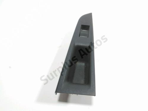 Used Right rear window switch Right rear window switch 37778389 37778389