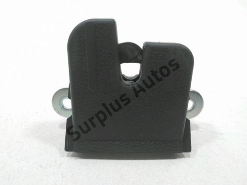 Bagklap lås VW SCIROCCO III (137, 138) 2.0 TDI (140 hp) 31001753