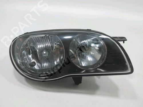 Used Right headlight TOYOTA COROLLA Liftback (_E11_) 1.4 (ZZE111_, ZZE111R) (97 hp) 31004994