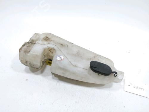 Used Windscreen washer tank DACIA SANDERO 1.4 MPI LPG (72 hp) 31008794