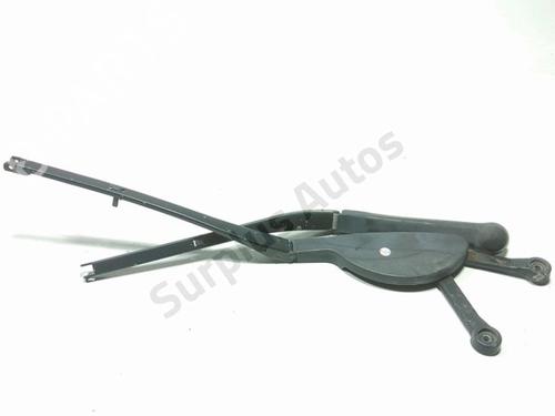 Used Front windshield wiper arm Front windshield wiper arm 39462768 39462768