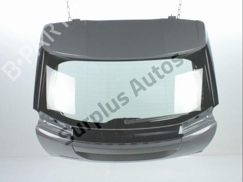 Używane Klapa tylna bagażnika PEUGEOT 2008 II (UD_, US_, UY_, UJ_, UR_, UC_) e-2008 (UKZKXZ) (136 hp) 30608295