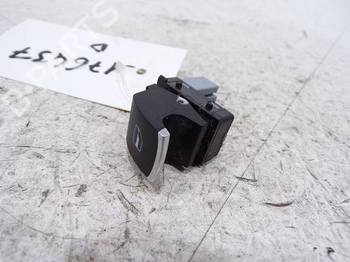 Used Right front window switch Right front window switch 37772822 37772822