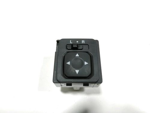Used Mirror switch Mirror switch MITSUBISHI MIRAGE / SPACE STAR VI Hatchback (A0_A) 1.0 (A05A) (71 hp) 28239060 28239060