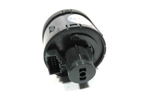 Headlight switch VW POLO VI (AW1, BZ1, AE1) 1.0 TSI | BP37767544I24 - Image 2