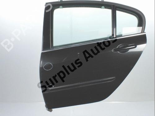 Dør venstre bak Dør venstre bak RENAULT LAGUNA III (BT0/1) 1.5 dCi (BT00, BT0A, BT0T, BT1J) (110 hp) 36153532 36153532