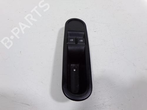 Used Left front window switch RENAULT TWINGO III (BCM_, BCA_) [2014-2025]  28249087