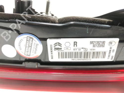 Right tailgate light CITROËN C4 CACTUS 1.5 BlueHDi 100 | BP37787610C80 - Image 3