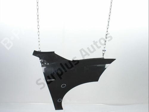 Używane Błotnik przedni prawy Błotnik przedni prawy RENAULT MEGANE III Hatchback (BZ0/1_, B3_) 1.5 dCi (BZ09, BZ0D, BZ1W, BZ29, BZ14) (110 hp) 39706107 39706107
