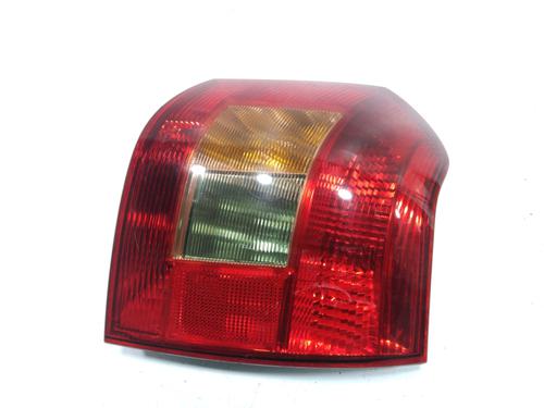 Used Right taillight TOYOTA COROLLA (_E12_) 2.0 D-4D (CDE120_, CDE120R) (90 hp) 31006153