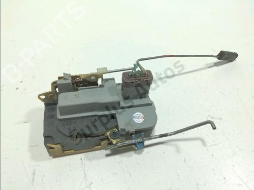 front-left-lock-peugeot-partner-mpv-5_-g_-1996-37292124 main image