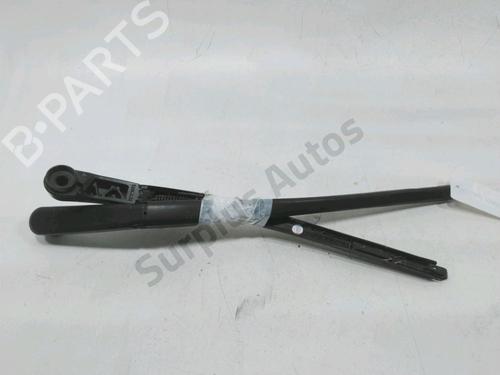 Used Front windshield wiper arm HONDA CIVIC VIII Hatchback (FN, FK) 1.8 (FN1, FK2) (140 hp) 31007953