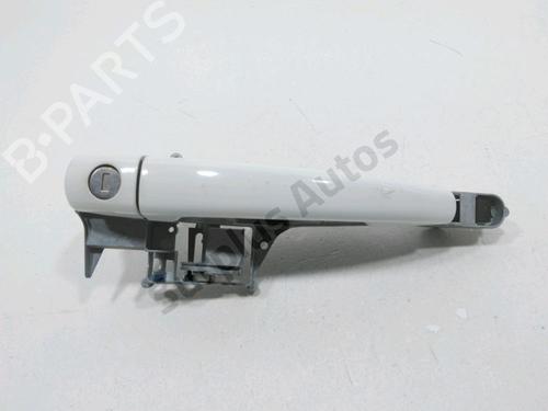 front-left-exterior-door-handle-peugeot-207-sw-wk_-2007-2008-2009-2010-2011-2012-2013-31142760 main image