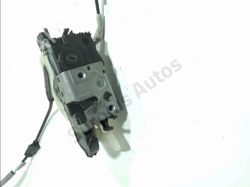 venstre-fortil-las-peugeot-2008-i-cu_-2013-32402204 main image