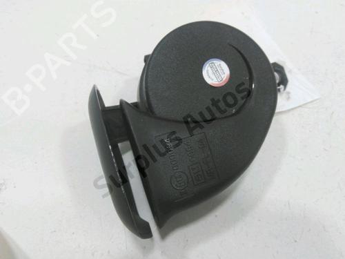 Used Horn TOYOTA VERSO (_R2_) 2.0 D-4D (AUR20_, AUR20R) (126 hp) 30986291