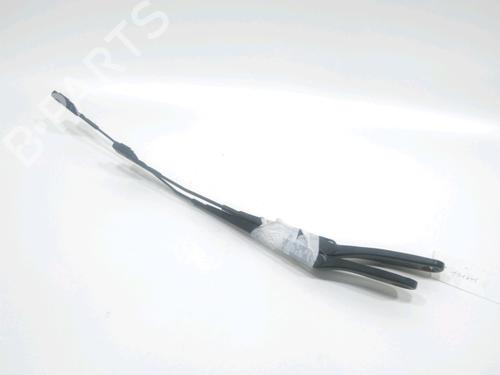 Used Front windshield wiper arm VOLVO V50 (545) 1.6 D (110 hp) 31007708