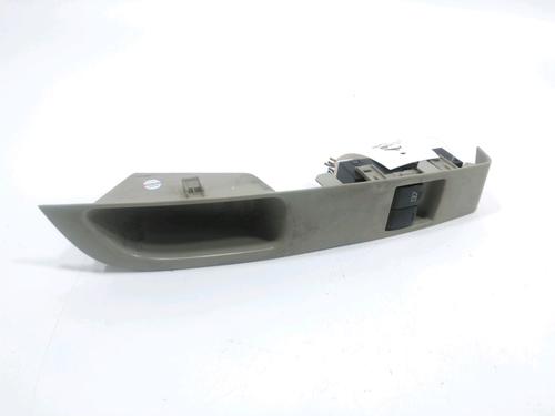 Used Left front window switch Left front window switch 37778033 37778033