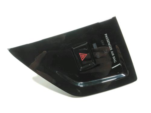 Used Warning switch Warning switch VW POLO VI (AW1, BZ1, AE1) 1.0 TSI (95 hp) 37768282 37768282