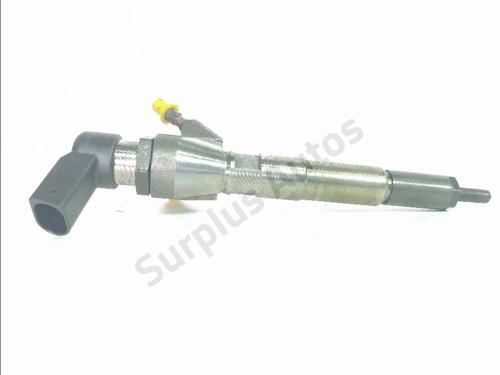 injector-renault-megane-iv-hatchback-b9amn_-2015-35719743 main image
