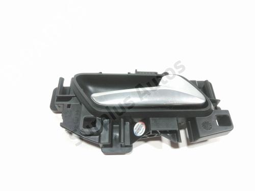 Used Front right interior door handle Front right interior door handle OPEL CROSSLAND X / CROSSLAND (P17, P2QO) 1.6 Turbo D (75) (99 hp) 28242881 28242881