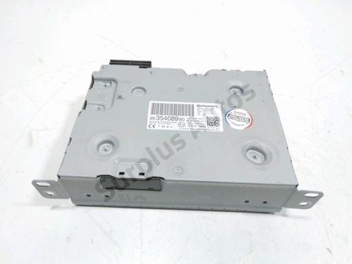 Used Radio Radio PEUGEOT 2008 II (UD_, US_, UY_, UJ_, UR_, UC_) 1.2 PureTech 130 (USHNS, URHNS) (130 hp) 36314576 36314576