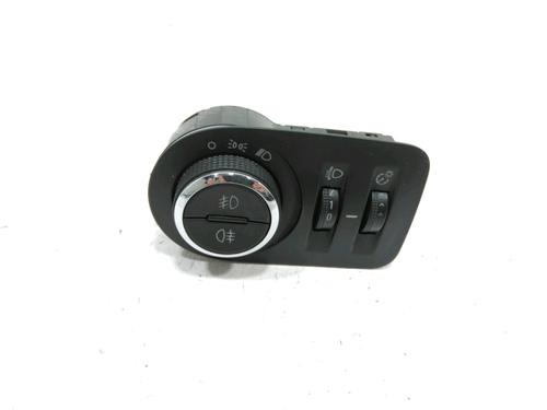 Used Headlight switch OPEL MERIVA B MPV (S10) 1.7 CDTI (75) (131 hp) 30990403