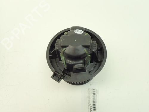 Used Heater blower motor PEUGEOT 207 (WA_, WC_) 1.6 HDi (90 hp) 30986809