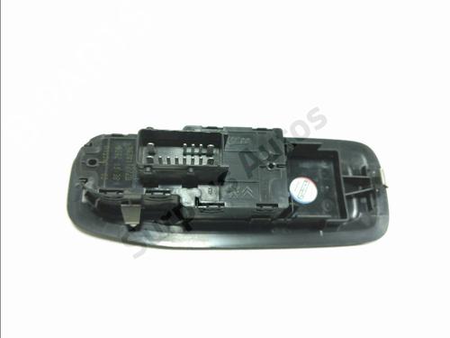 Left front window switch PEUGEOT 208 I (CA_, CC_) 1.2 PureTech 82 | BP33459606I27 - Image 3