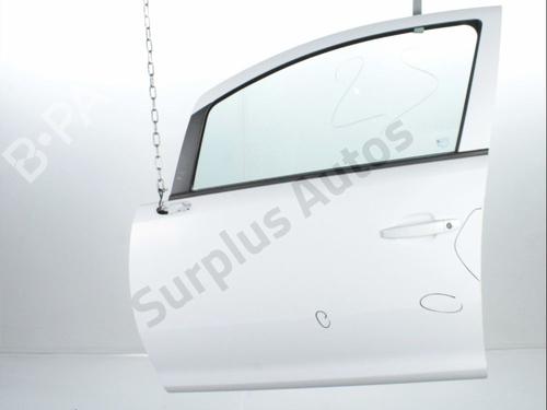 Used Left front door OPEL CORSA D (S07) 1.3 CDTI (L08, L68) (75 hp) 30742052