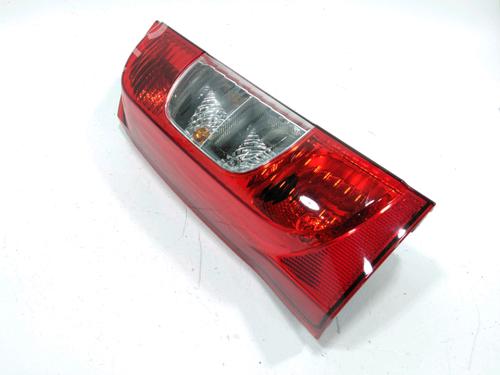 Used Left taillight FIAT QUBO (225_) 1.3 D Multijet (225CXB1A, 225AXB1A, 225CXB11, 225AXB11,... (75 hp) 31006538