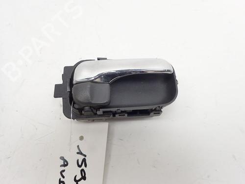 Used Front right interior door handle NISSAN X-TRAIL I (T30) 2.2 dCi 4x4 (136 hp) 30996014
