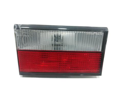 Used Left tailgate light Left tailgate light 31005902 31005902