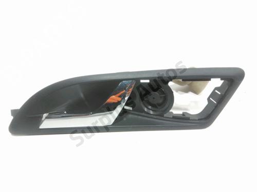 Used Front left interior door handle SKODA YETI (5L) 2.0 TDI 4x4 (150 hp) 28243242