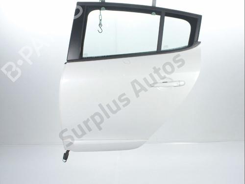 Used Left rear door RENAULT MEGANE III Hatchback (BZ0/1_, B3_) 1.5 dCi (BZ09, BZ0D, BZ1W, BZ29, BZ14) (110 hp) 28253788