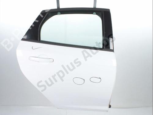 right-rear-door-ford-focus-iii-2010-2011-2012-2013-2014-2015-2016-2017-2018-2019-2020-39260397 main image