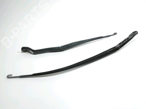 Used Front windshield wiper arm HONDA CR-V III (RE_) 2.2 i-CTDi 4WD (RE6) (140 hp) 28271941