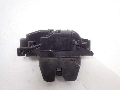 Used Tailgate lock PEUGEOT 308 I (4A_, 4C_) 1.6 HDi (92 hp) 31001632