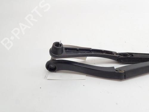 Front windshield wiper arm RENAULT KOLEOS I (HY_) 2.0 dCi 4x4 (HY0B) | BP31007504C143