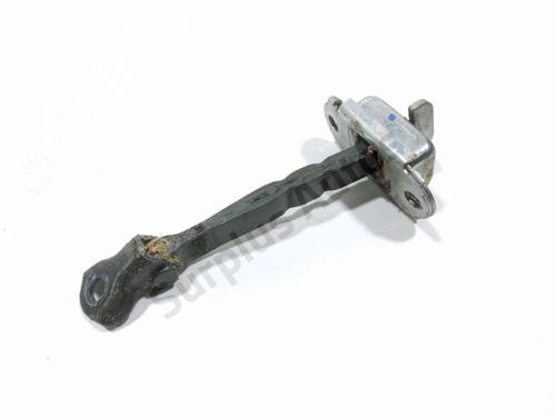 Used Hinge/Door check strap TOYOTA AURIS (_E18_) 1.8 Hybrid (ZWE186_, ZWE186R) (136 hp) 28249001