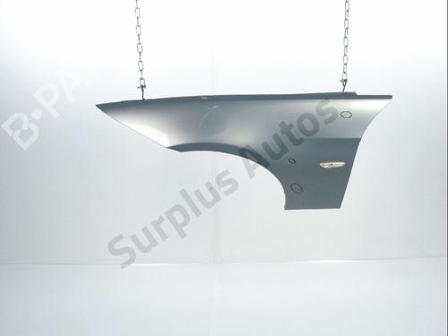 Used Left front fenders BMW 3 Touring (E91) 320 d (163 hp) 28236109