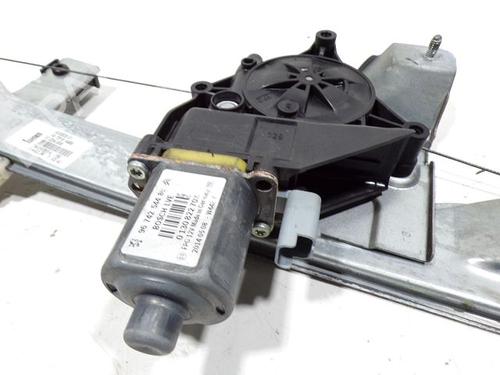 Front left window mechanism PEUGEOT 208 I (CA_, CC_) 1.4 HDi | BP28240625C22