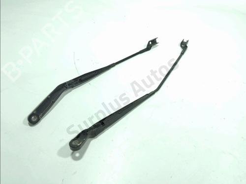 Used Front windshield wiper arm Front windshield wiper arm VW POLO IV (9N_, 9A_) 1.4 TDI (80 hp) 34390207 34390207