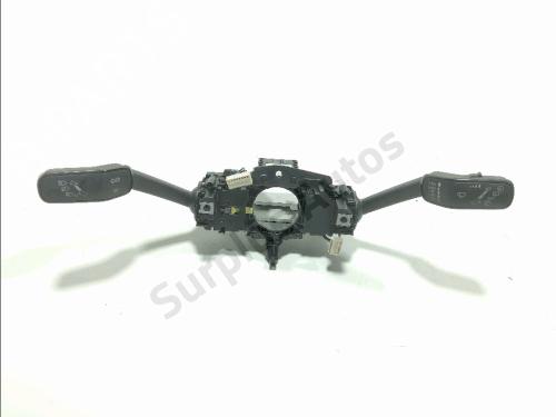 steering-wheel-controls-vw-golf-viii-cd1-da1-2019-40464481 main image