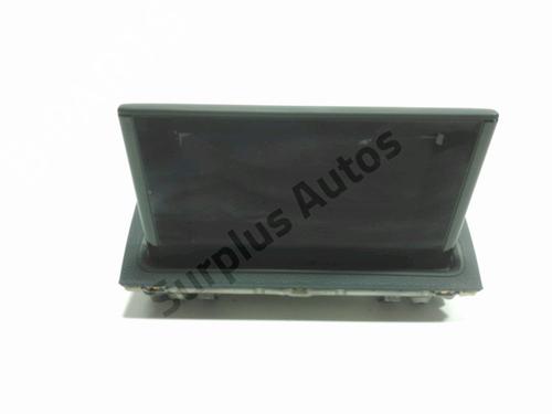 Used Display monitor AUDI A3 Sportback (8VA, 8VF) 2.0 TDI (150 hp) 28229912