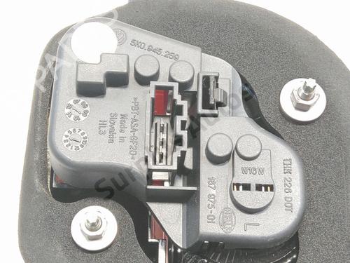 Left tailgate light VW GOLF VI (5K1) 2.0 TDI | BP39195519C79 - Image 3